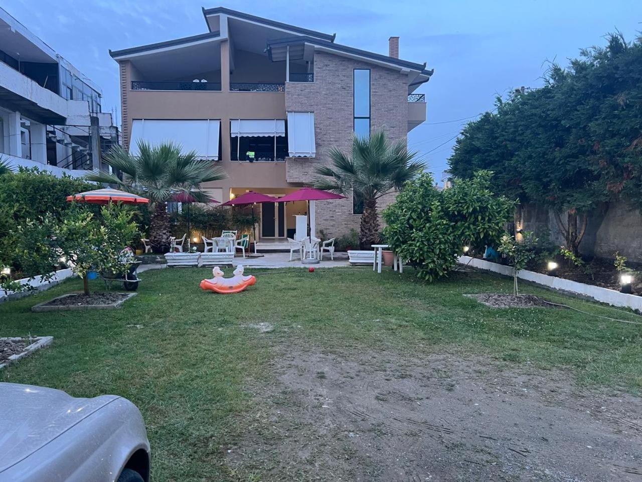 Vila Hoxha Durrës Kültér fotó